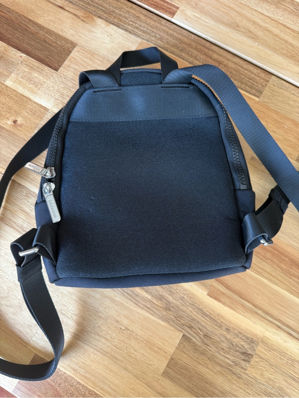 lululemon athletica Knit Nylon Micro Backpack 4L - Black - Picture 8 of 10